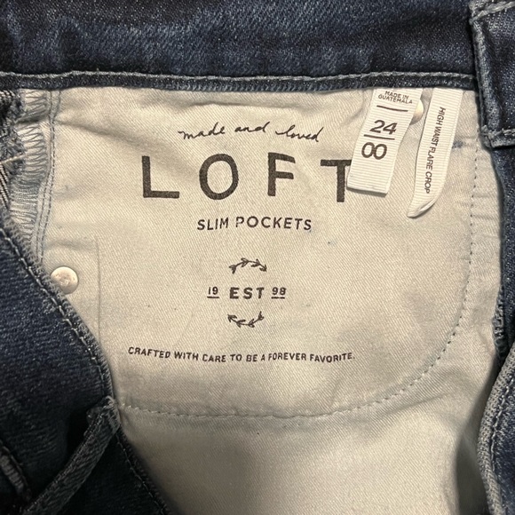 Loft Denim- Slim Pockets, high waist, flare crop- size 00 - Picture 4 of 9